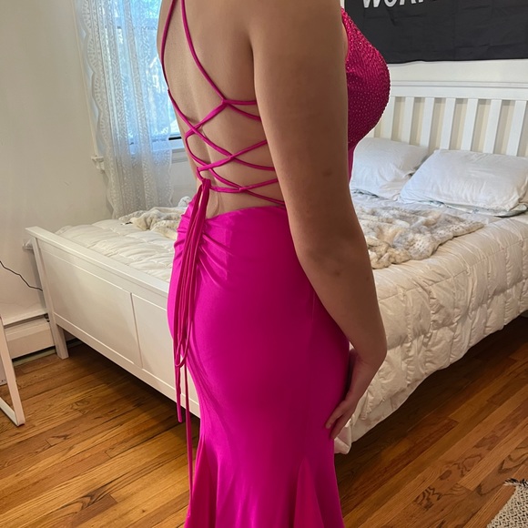 Full-length formal dress. Color bright fuchsia. Worn once, in great condition - Picture 2 of 5